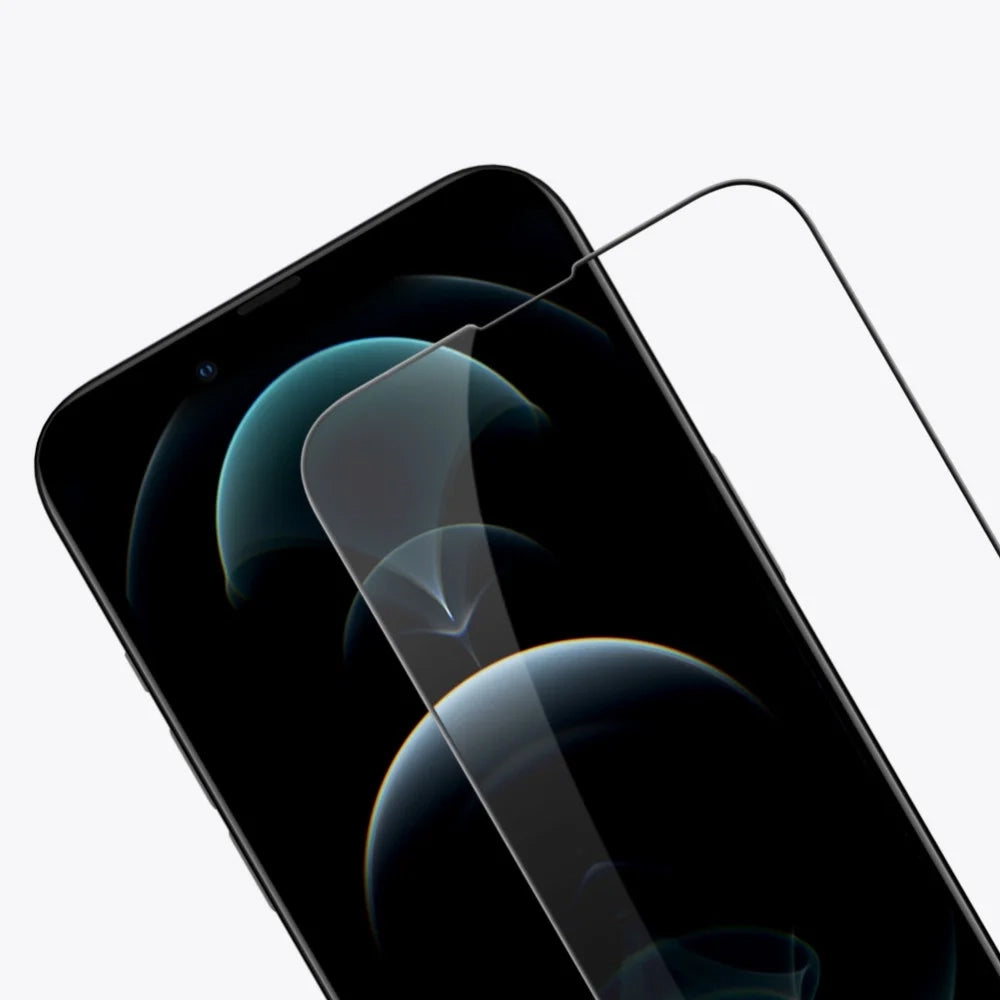 Nillkin CP+ Pro Displayschutzfolie für Apple iPhone 17e / 16e / 14 / 13 Pro / 13, gehärtetes Glas, Vollkleber, Schwarz