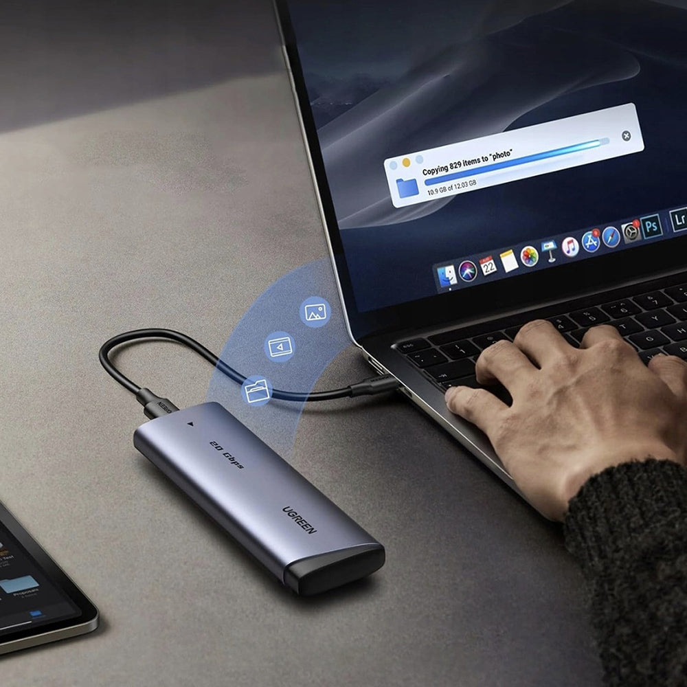 UGREEN CM767 (55150) Rack für M.2 NVMe SSD, Grau