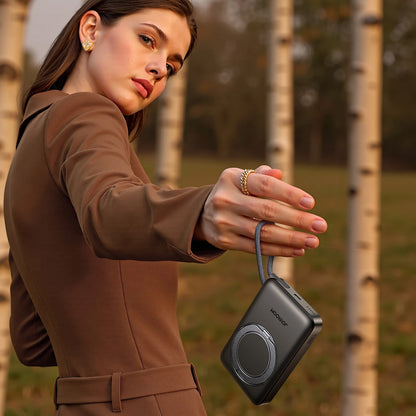 Externer Wireless-Akku Joyroom JR-PBM02, 10000mAh, 22.5W, PD + FQI, 1 x QI - 2 x USB-C, Schwarz
