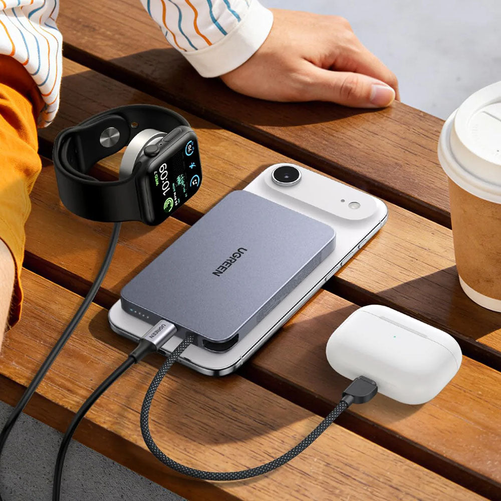 Kabellose Powerbank UGREEN PB570 (75982B), 10000 mAh, 30 W, PD + FQI, 1 x Qi – 2 x USB-C, Grau
