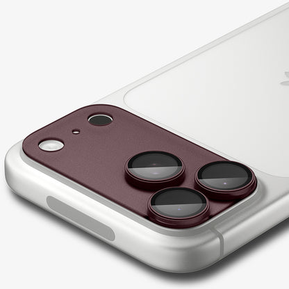 Schutzfolie für die Rückkamera Spigen GlastR EZ FIT Optik Pro XL für Apple iPhone 18 Pro Max, gehärtetes Glas, Weinrot AGL12040