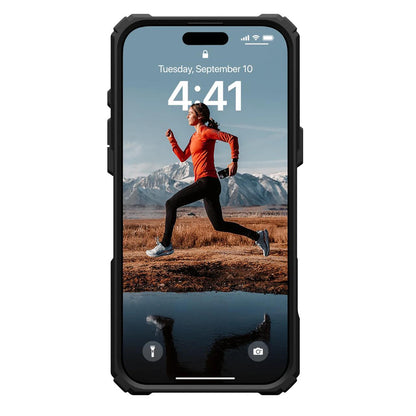 MagSafe-Hülle für Apple iPhone 16 Pro Max, Urban Armor Gear, Plasma XTE, Schwarz Transparent