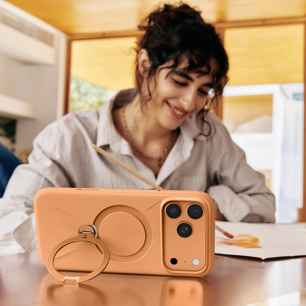 MagSafe Hülle für Apple iPhone 17 Pro, Torras, QPRO Silikon, Gold