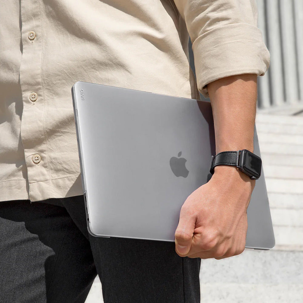 UNIQ Claro Hülle für Apple MacBook Pro 16 Zoll (2026) / (2024) / (2023) / (2021), Matt Grau