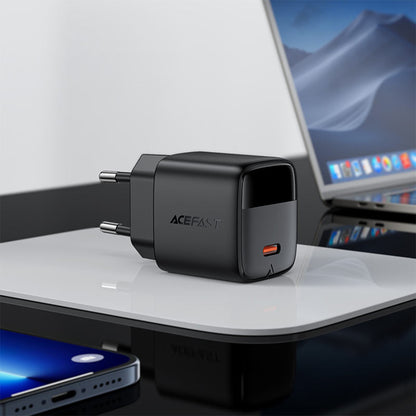 Acefast A113 Netzladegerät mit Display, 20W, 3A, 1 x USB-C, Schwarz