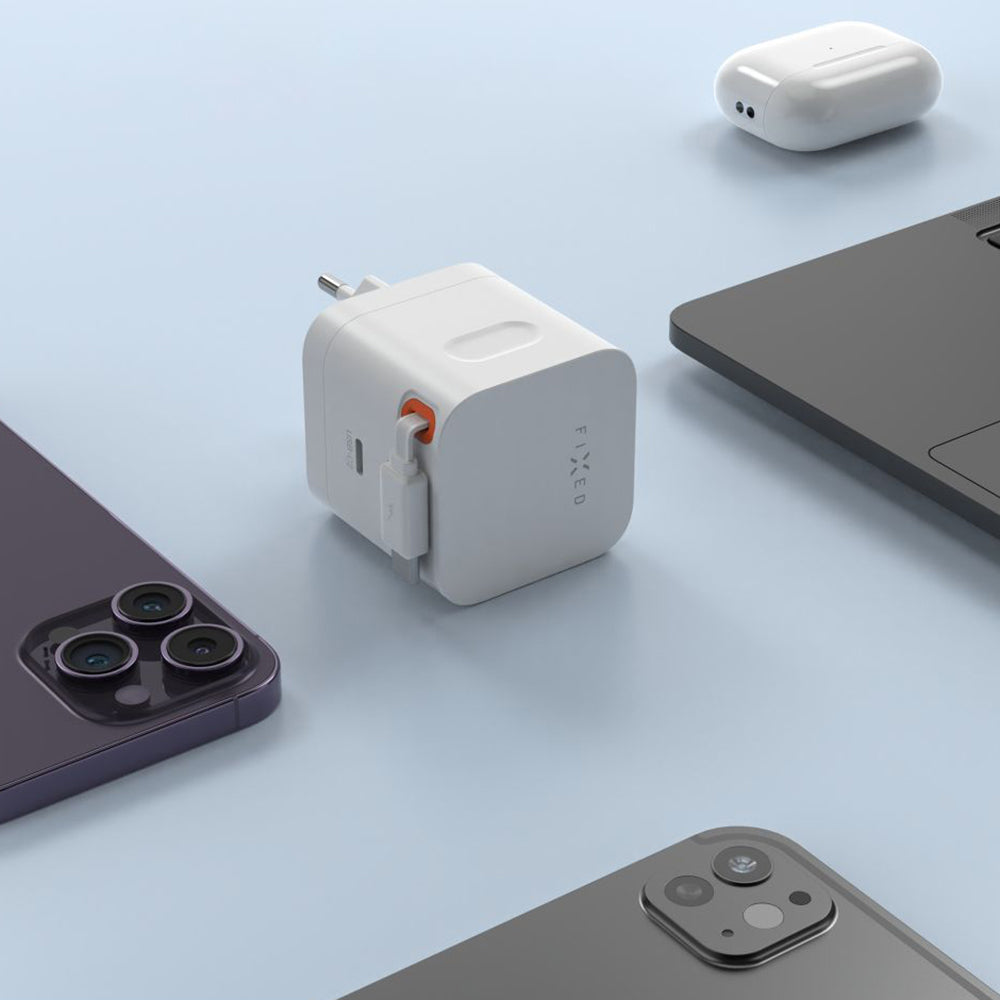 Netzladegerät mit USB-C Kabel Fixed, 65W, 3.25A, 1 x USB-C, Schwarz