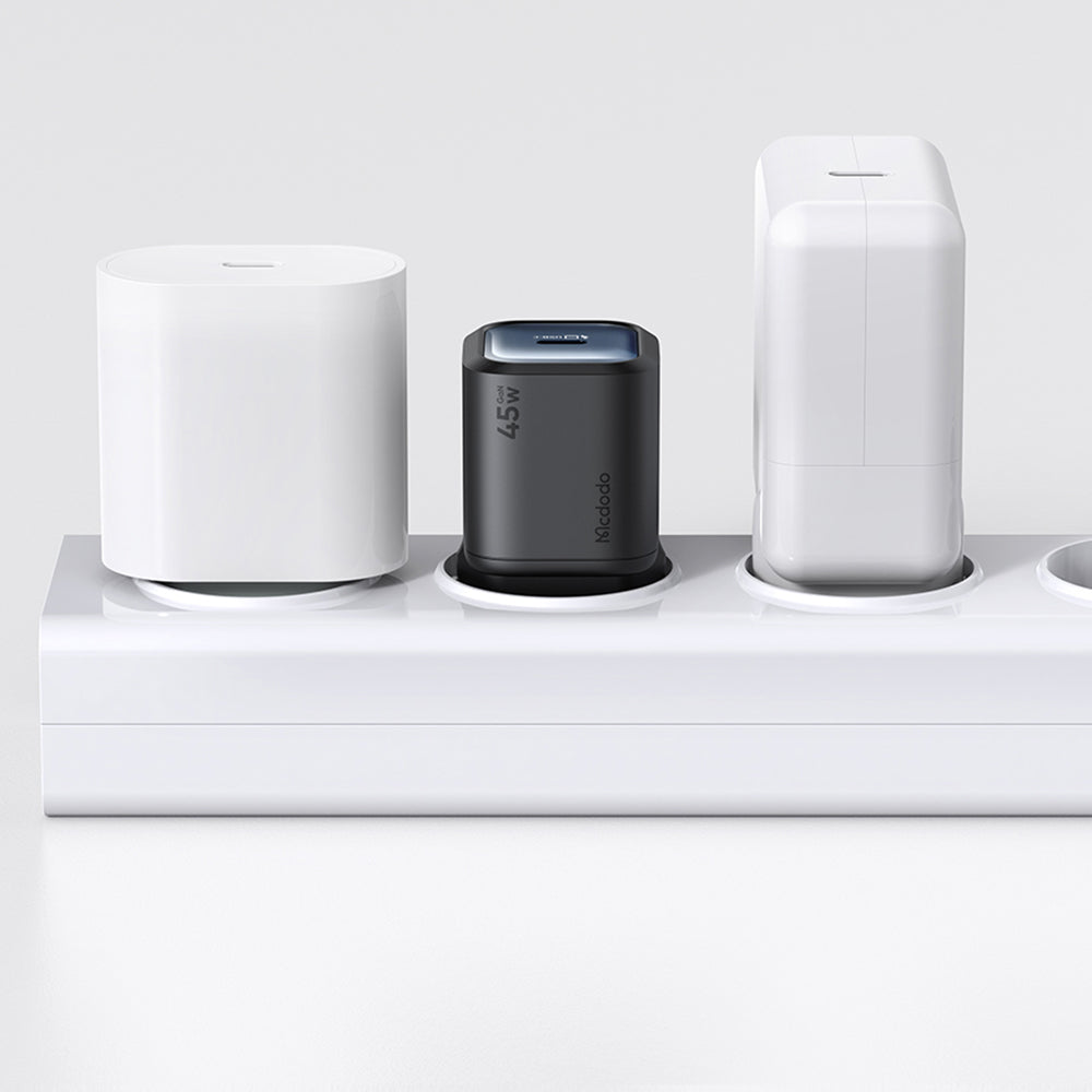 McDodo CH-4391 Ultimate Mini Netzladegerät, 45W, 3A, 1 x USB-C, Schwarz
