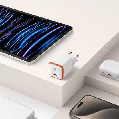 Netzteil Spigen EE301EU Essential, 30W, 3A, 1 x USB-C, Weiß ACH08449