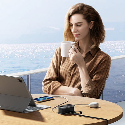Orico APP Verlängerungskabel, 1 x Schuko - 1 x Steckdose - 2 x USB-A - 1 x USB-C, Schwarz Grau